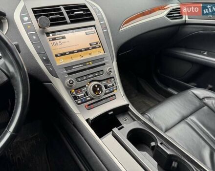 Серый Линкольн МКЗ, объемом двигателя 2 л и пробегом 179 тыс. км за 12990 $, фото 25 на Automoto.ua