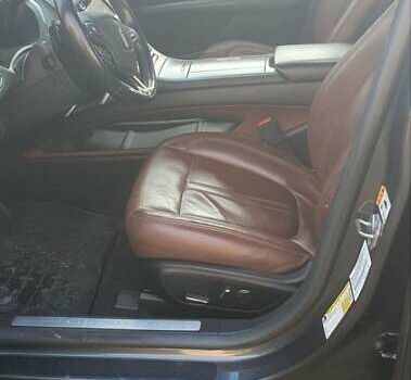 Серый Линкольн МКЗ, объемом двигателя 3 л и пробегом 60 тыс. км за 19999 $, фото 6 на Automoto.ua