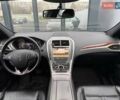 Серый Линкольн МКЗ, объемом двигателя 2 л и пробегом 179 тыс. км за 12990 $, фото 15 на Automoto.ua