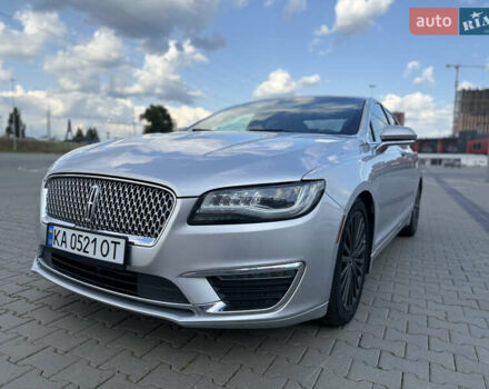 Серый Линкольн МКЗ, объемом двигателя 2 л и пробегом 180 тыс. км за 14000 $, фото 1 на Automoto.ua