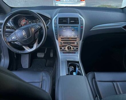 Сірий Лінкольн MKZ, об'ємом двигуна 2 л та пробігом 38 тис. км за 18000 $, фото 9 на Automoto.ua