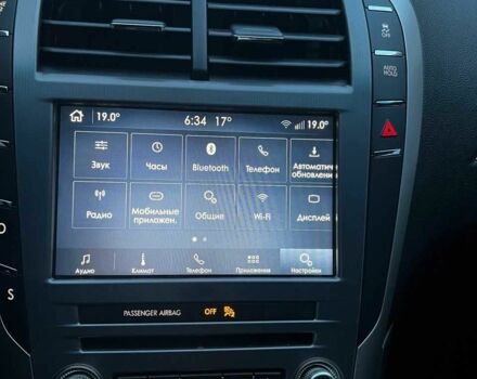 Сірий Лінкольн MKZ, об'ємом двигуна 2 л та пробігом 38 тис. км за 18000 $, фото 8 на Automoto.ua