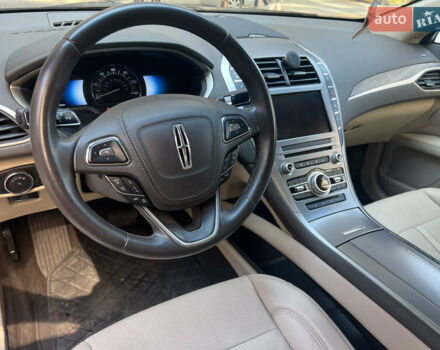 Сірий Лінкольн MKZ, об'ємом двигуна 2 л та пробігом 54 тис. км за 22500 $, фото 9 на Automoto.ua