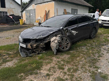 Лінкольн MKZ 2013 у Заставной на Automoto.ua Сірий Лінкольн MKZ, об'ємом двигуна 2 л та пробігом 166 тис. км за 7999 $, фото 1 на Automoto.ua