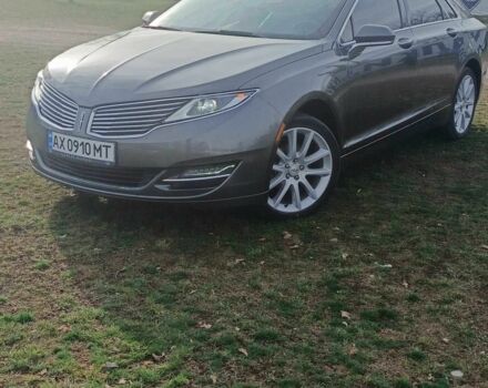 Серый Линкольн МКЗ, объемом двигателя 2 л и пробегом 323 тыс. км за 12900 $, фото 1 на Automoto.ua