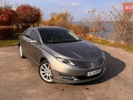 Серый Линкольн МКЗ, объемом двигателя 2 л и пробегом 82 тыс. км за 14500 $, фото 1 на Automoto.ua