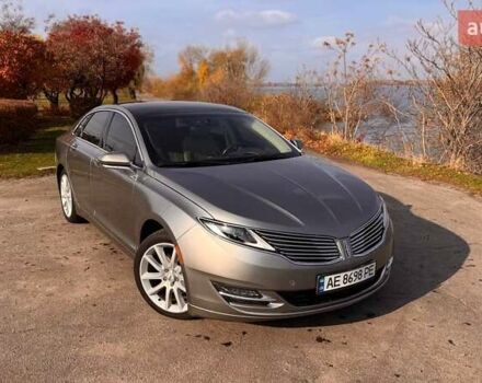 Серый Линкольн МКЗ, объемом двигателя 2 л и пробегом 82 тыс. км за 14500 $, фото 1 на Automoto.ua