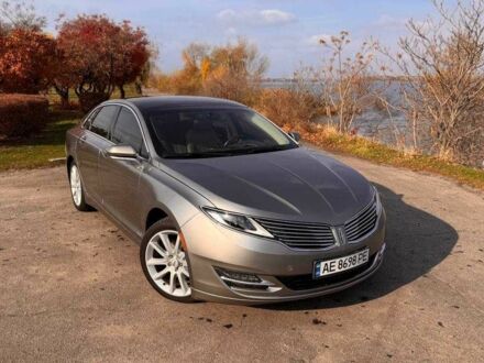 Серый Линкольн МКЗ, объемом двигателя 2 л и пробегом 82 тыс. км за 14500 $, фото 1 на Automoto.ua