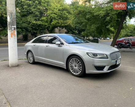 Сірий Лінкольн MKZ, об'ємом двигуна 2 л та пробігом 168 тис. км за 18200 $, фото 1 на Automoto.ua