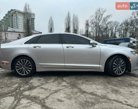 Серый Линкольн МКЗ, объемом двигателя 2 л и пробегом 91 тыс. км за 17700 $, фото 1 на Automoto.ua