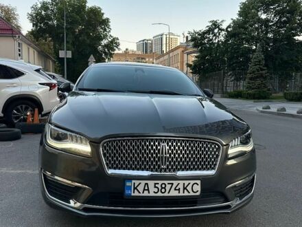 Сірий Лінкольн MKZ, об'ємом двигуна 2 л та пробігом 70 тис. км за 15900 $, фото 1 на Automoto.ua