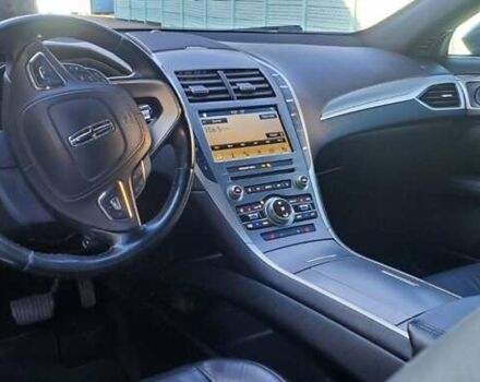 Синий Линкольн МКЗ, объемом двигателя 2 л и пробегом 157 тыс. км за 15000 $, фото 5 на Automoto.ua