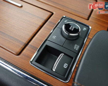 Белый Линкольн Навигатор, объемом двигателя 3.5 л и пробегом 43 тыс. км за 57000 $, фото 15 на Automoto.ua