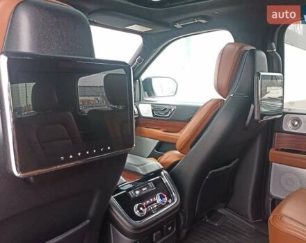 Белый Линкольн Навигатор, объемом двигателя 3.5 л и пробегом 43 тыс. км за 57000 $, фото 26 на Automoto.ua