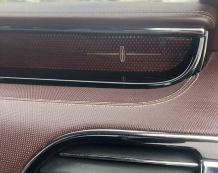 Белый Линкольн Навигатор, объемом двигателя 3.5 л и пробегом 81 тыс. км за 65000 $, фото 24 на Automoto.ua