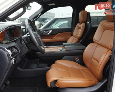 Белый Линкольн Навигатор, объемом двигателя 3.5 л и пробегом 43 тыс. км за 57000 $, фото 9 на Automoto.ua