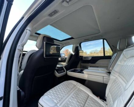 Белый Линкольн Навигатор, объемом двигателя 3.5 л и пробегом 30 тыс. км за 10300 $, фото 11 на Automoto.ua