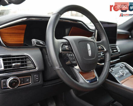 Белый Линкольн Навигатор, объемом двигателя 3.5 л и пробегом 43 тыс. км за 57000 $, фото 14 на Automoto.ua