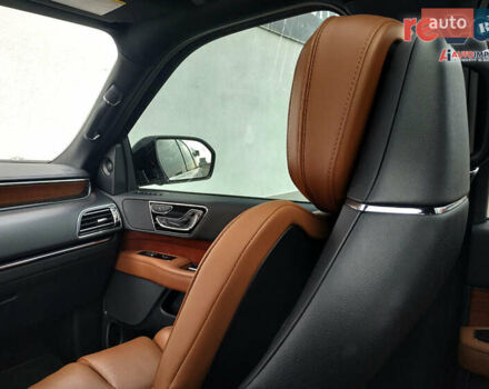 Белый Линкольн Навигатор, объемом двигателя 3.5 л и пробегом 43 тыс. км за 57000 $, фото 19 на Automoto.ua