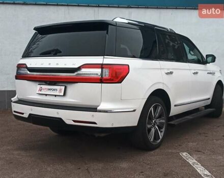 Белый Линкольн Навигатор, объемом двигателя 3.5 л и пробегом 43 тыс. км за 57000 $, фото 8 на Automoto.ua