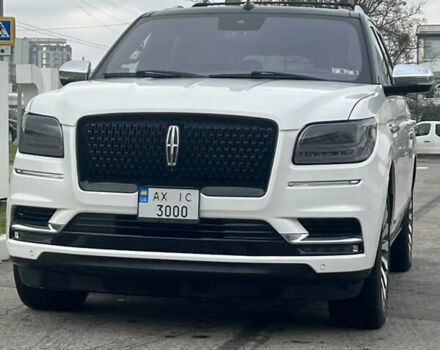 Белый Линкольн Навигатор, объемом двигателя 3.5 л и пробегом 81 тыс. км за 65000 $, фото 3 на Automoto.ua