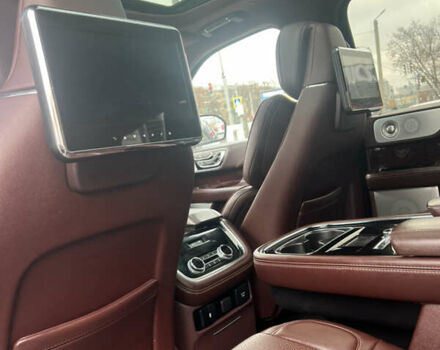 Белый Линкольн Навигатор, объемом двигателя 3.5 л и пробегом 81 тыс. км за 65000 $, фото 15 на Automoto.ua