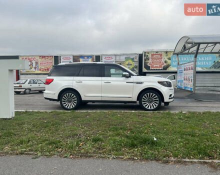 Белый Линкольн Навигатор, объемом двигателя 3.5 л и пробегом 81 тыс. км за 65000 $, фото 6 на Automoto.ua