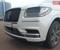 Белый Линкольн Навигатор, объемом двигателя 3.5 л и пробегом 43 тыс. км за 57000 $, фото 2 на Automoto.ua