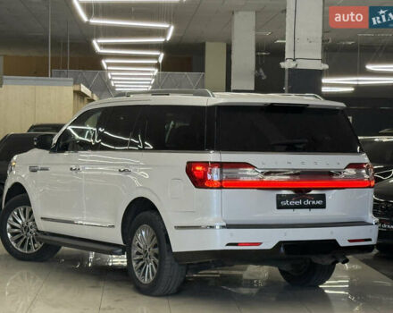 Белый Линкольн Навигатор, объемом двигателя 3.5 л и пробегом 193 тыс. км за 56499 $, фото 10 на Automoto.ua