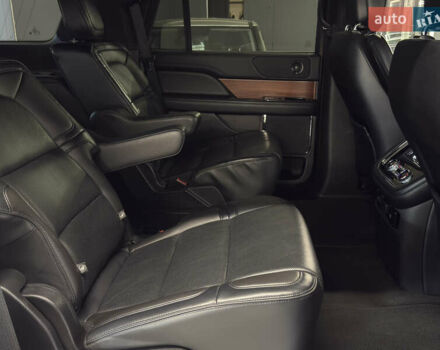 Белый Линкольн Навигатор, объемом двигателя 3.5 л и пробегом 193 тыс. км за 56499 $, фото 16 на Automoto.ua