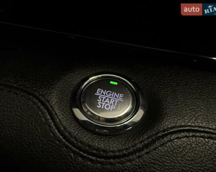 Белый Линкольн Навигатор, объемом двигателя 3.5 л и пробегом 193 тыс. км за 56499 $, фото 29 на Automoto.ua