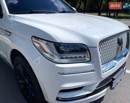 Белый Линкольн Навигатор, объемом двигателя 3.5 л и пробегом 85 тыс. км за 49900 $, фото 6 на Automoto.ua