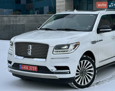 Білий Лінкольн Navigator, об'ємом двигуна 3.5 л та пробігом 78 тис. км за 55000 $, фото 17 на Automoto.ua