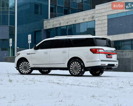 Білий Лінкольн Navigator, об'ємом двигуна 3.5 л та пробігом 78 тис. км за 55000 $, фото 4 на Automoto.ua