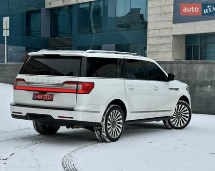 Білий Лінкольн Navigator, об'ємом двигуна 3.5 л та пробігом 78 тис. км за 55000 $, фото 22 на Automoto.ua