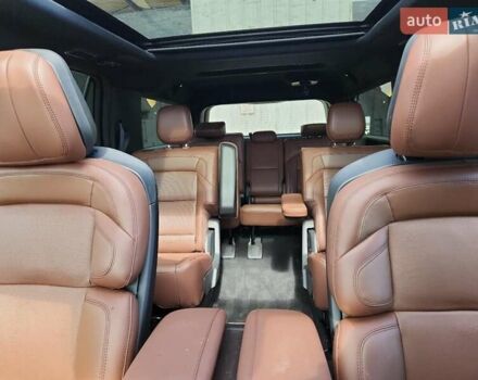 Белый Линкольн Навигатор, объемом двигателя 3.5 л и пробегом 1 тыс. км за 53700 $, фото 10 на Automoto.ua