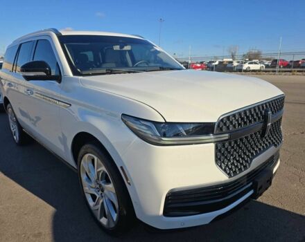 Белый Линкольн Навигатор, объемом двигателя 0 л и пробегом 11 тыс. км за 15000 $, фото 2 на Automoto.ua