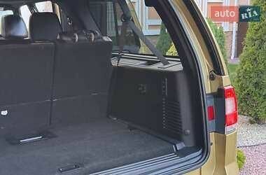 Бежевий Лінкольн Navigator, об'ємом двигуна 3.5 л та пробігом 240 тис. км за 24999 $, фото 13 на Automoto.ua