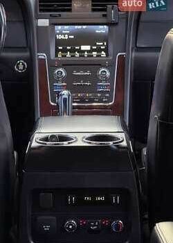 Бежевий Лінкольн Navigator, об'ємом двигуна 3.5 л та пробігом 240 тис. км за 24999 $, фото 19 на Automoto.ua