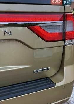 Бежевий Лінкольн Navigator, об'ємом двигуна 3.5 л та пробігом 240 тис. км за 24999 $, фото 8 на Automoto.ua