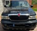 Чорний Лінкольн Navigator, об'ємом двигуна 0 л та пробігом 184 тис. км за 11800 $, фото 1 на Automoto.ua
