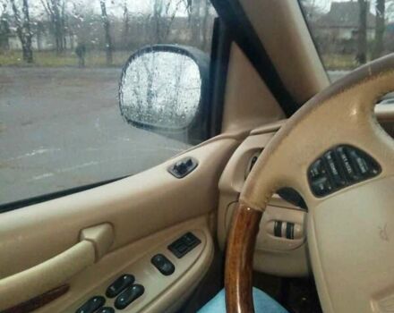 Чорний Лінкольн Navigator, об'ємом двигуна 5.4 л та пробігом 280 тис. км за 6600 $, фото 5 на Automoto.ua