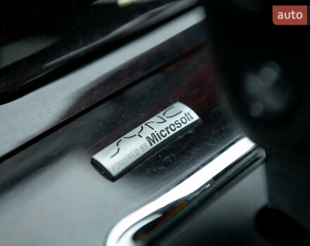 Черный Линкольн Навигатор, объемом двигателя 3.5 л и пробегом 153 тыс. км за 25600 $, фото 46 на Automoto.ua