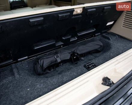 Черный Линкольн Навигатор, объемом двигателя 3.5 л и пробегом 153 тыс. км за 25600 $, фото 34 на Automoto.ua