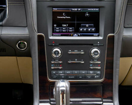 Черный Линкольн Навигатор, объемом двигателя 3.5 л и пробегом 153 тыс. км за 25600 $, фото 40 на Automoto.ua