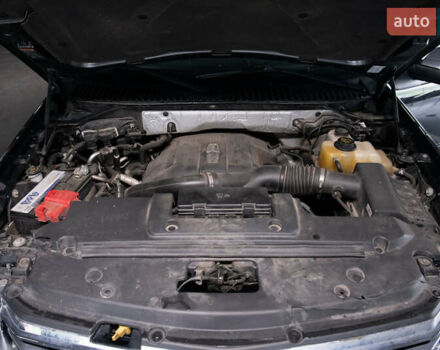 Черный Линкольн Навигатор, объемом двигателя 3.5 л и пробегом 153 тыс. км за 25600 $, фото 23 на Automoto.ua