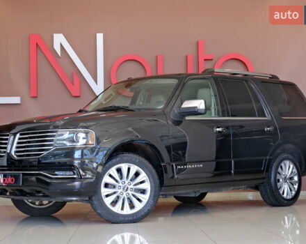 Черный Линкольн Навигатор, объемом двигателя 0 л и пробегом 38 тыс. км за 22900 $, фото 6 на Automoto.ua