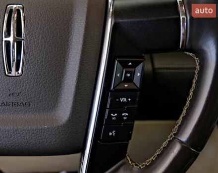 Черный Линкольн Навигатор, объемом двигателя 0 л и пробегом 38 тыс. км за 22900 $, фото 43 на Automoto.ua