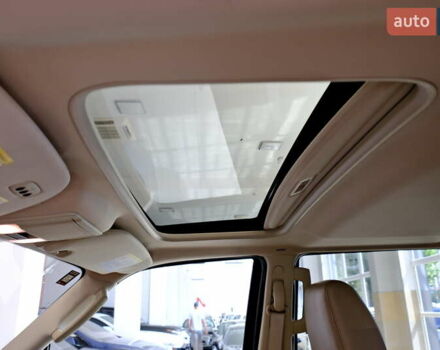 Черный Линкольн Навигатор, объемом двигателя 0 л и пробегом 38 тыс. км за 22900 $, фото 45 на Automoto.ua