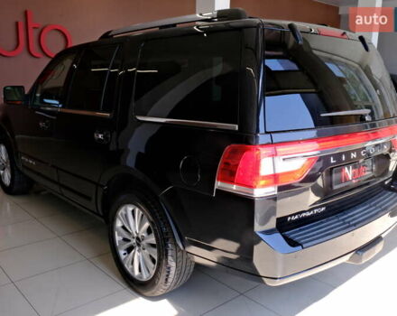 Черный Линкольн Навигатор, объемом двигателя 0 л и пробегом 38 тыс. км за 22900 $, фото 16 на Automoto.ua